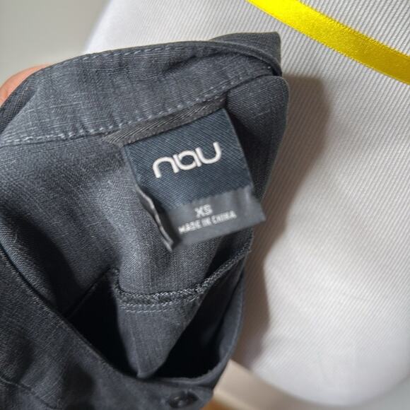 Nau Black Flaxible Sleeveless Linen Blend Shift Dress - Picture 4 of 8